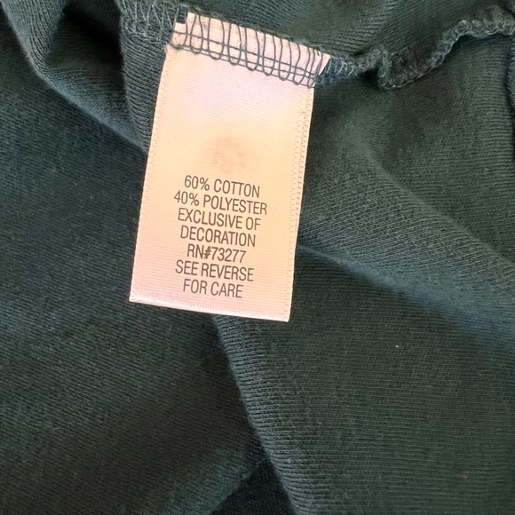 ⬇️Croft & Barrow Women’s Classic Tee Shirt XL Color Forest Green Christmas Tree - Picture 6 of 7